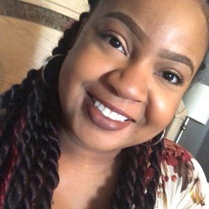 Meet your Posher, Katrina